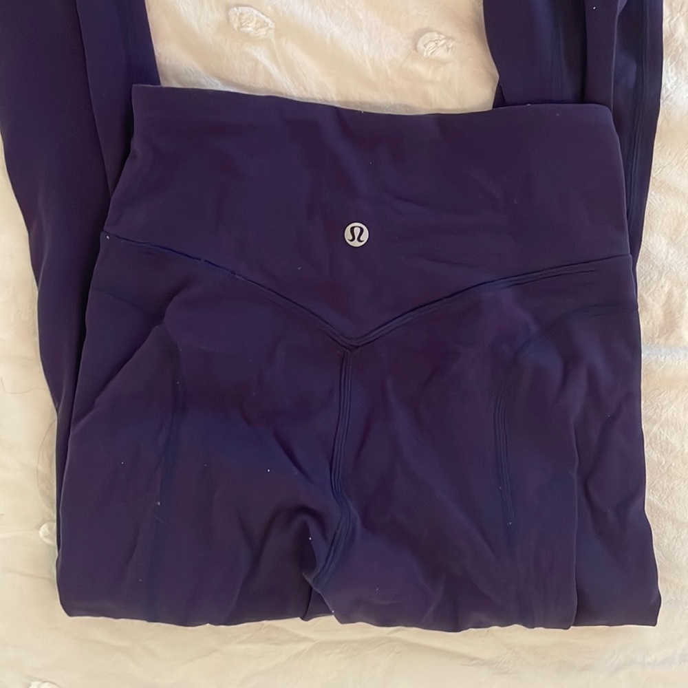 Purple lululemon leggings